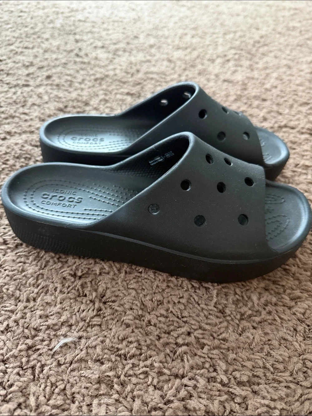 CROCS Black Slide Clogs size 6